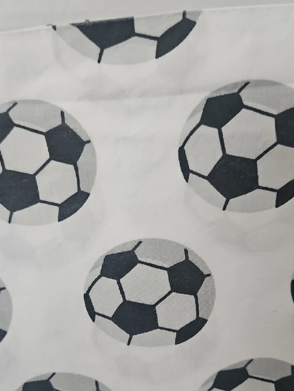Crate&Barrel White Black Gray Soccer Ball Motif Organic Cotton Twin Flat Sheet